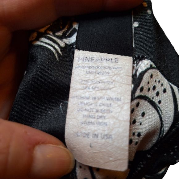 Pineapple Clothing Spooktacular Lucy Black Yoga Pants & Sports Bra 2 Pc Set, L - Picture 9 of 9